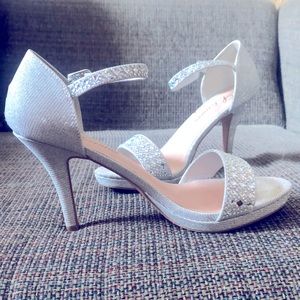 Silver sparkly size 6 ½ heels